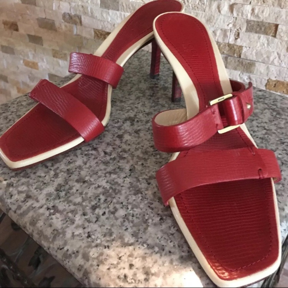 Gucci heels